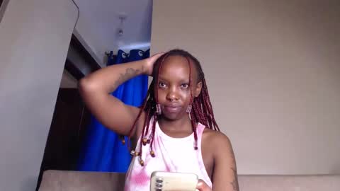 Snapshot of veey_dellah chatting on 04.06.26 veey online show from 04.06.26