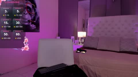 VEGA  online show from 12.10.24