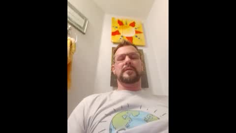 Snapshot of vegasdadbod chatting on 02.21.25 vegasdadbod online show from 02.21.25