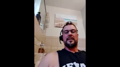 Snapshot of vegasdadbod chatting on 02.08.26 vegasdadbod online show from 02.08.26