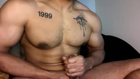 Vegas Love online show from 11.03.25