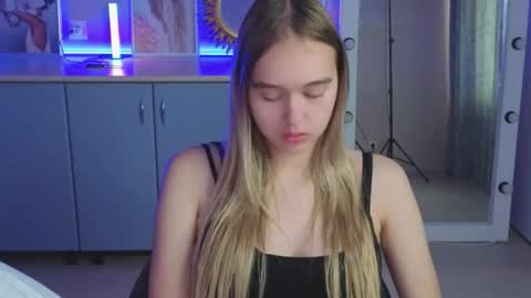 Snapshot of vel1ka chatting on 09.09.25 Barbara online show from 09.09.25