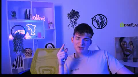 Snapshot of veldi_to chatting on 02.04.26 veldi_to online show from 02.04.26