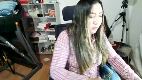 Snapshot of vellarossa chatting on 07.09.26 Im VelaI will be Christmas and New Year with my family December 22 to January 13 I will miss you guys. online show from 07.09.26