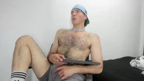 Snapshot of vellotouch chatting on 01.08.26 Vello online show from 01.08.26