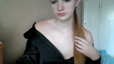 Snapshot of veloura60089 chatting on 07.28.26 veloura60089 online show from 07.28.26