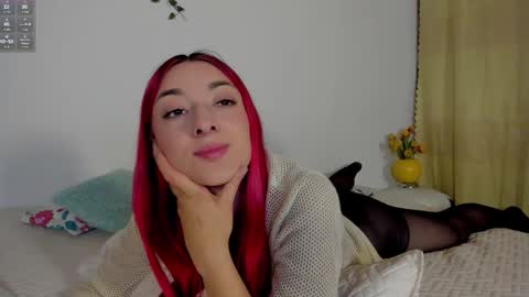 Snapshot of velvet_00 chatting on 03.05.26 velvet_00 online show from 03.05.26