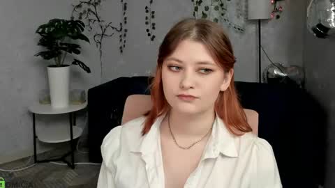 Snapshot of velvet_flame1 chatting on 06.23.26 Lora online show from 06.23.26
