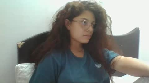 velvet_moon_v online show from 04.15.26