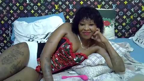 Snapshot of velvet_temptress chatting on 03.13.26 velvet online show from 03.13.26