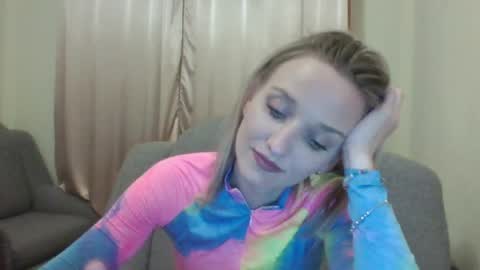 Snapshot of velvetintuition chatting on 05.22.26 velvetintuition online show from 05.22.26