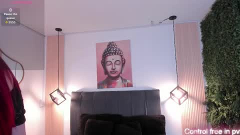 velvetscarlett online show from 04.13.26