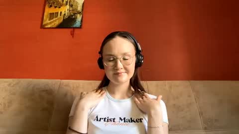 Anna online show from 06.24.26
