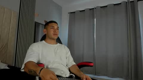 Snapshot of venedic__bull chatting on 01.18.26 Venedic online show from 01.18.26