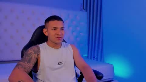 Snapshot of venedic__bull chatting on 02.26.26 Venedic online show from 02.26.26