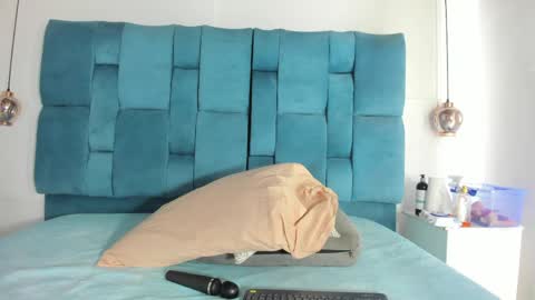 Snapshot of venezolana_caro chatting on 05.17.26 venezolana_caro online show from 05.17.26