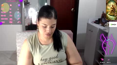 HI IM VENUS SMALL BOOBS  BIG HEART WARM PUSSY online show from 10.19.25