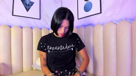 Snapshot of venus__miller chatting on 09.29.25 venus__miller online show from 09.29.25