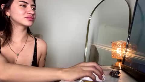 venus_art11 online show from 04.24.26