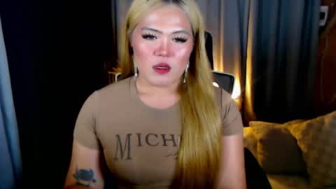 I am Colly Your mystery girl online show from 07.17.26