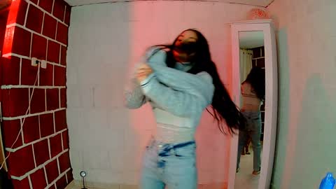 emily independent account  MY conextion 1100 GTM  to  17hr GTM online show from 12.27.24