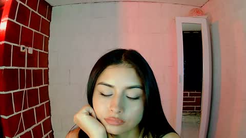 emily independent account  MY conextion 1100 GTM  to  17hr GTM online show from 12.29.24