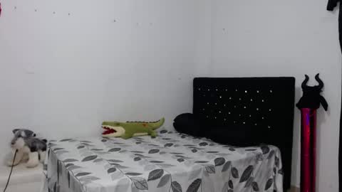 venus_menoza online show from 02.11.25