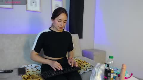 Venus online show from 04.30.26