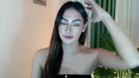 Venus Sunrise Bombshell online show from 11.09.25