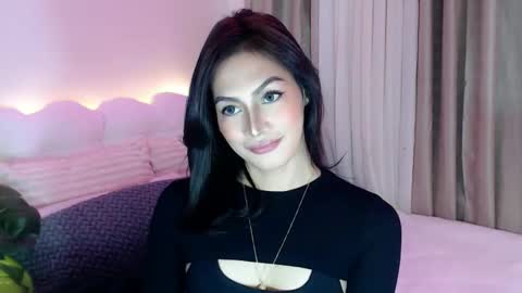 Venus Sunrise Bombshell online show from 03.25.26