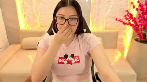 Snapshot of venus_velvet_tp chatting on 11.14.25 Venus online show from 11.14.25