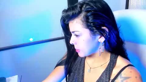 Snapshot of venuscoleman_ chatting on 01.31.26 Venus online show from 01.31.26