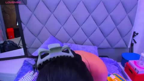 Venusowen  online show from 12.03.25