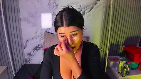 Venusowen  online show from 05.06.26