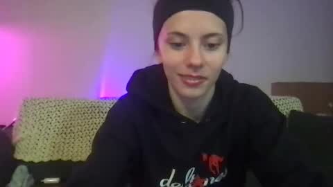 Snapshot of venustheflytrap chatting on 11.14.25 venustheflytrap online show from 11.14.25