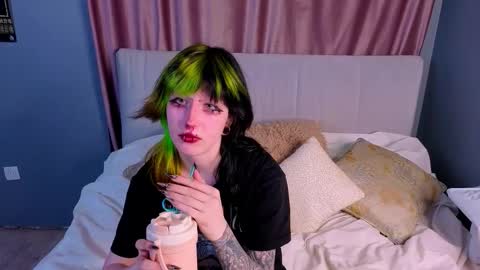 Erica online show from 10.16.25