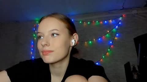 Snapshot of verlinehartwell chatting on 01.14.26 Michelle online show from 01.14.26