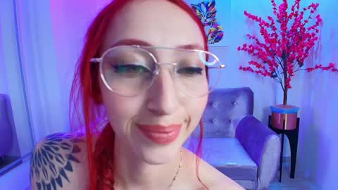 Snapshot of vermelha_gremory1 chatting on 12.29.24 vermelha gremory1 online show from 12.29.24