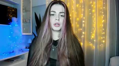 Lolitalolz online show from 01.01.25