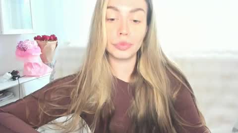 Lolitalolz online show from 03.11.26