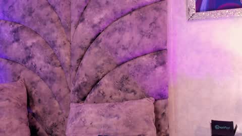 Veronica Olson online show from 01.31.25