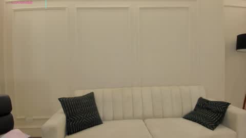 Vero  online show from 12.02.25