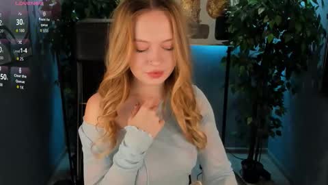 Snapshot of veronicablush_ chatting on 01.19.26 VERONICA FOLLOW ME online show from 01.19.26