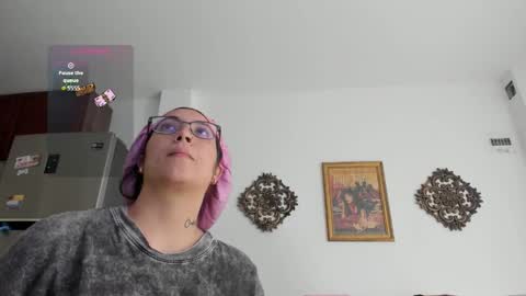 Veronica Gills online show from 01.15.26