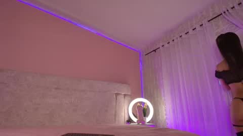 Vero  online show from 11.24.25