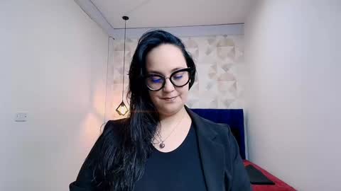 Snapshot of veroniicabbw chatting on 12.23.24 veroniicabbw online show from 12.23.24