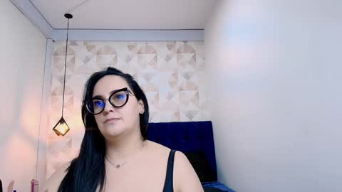 Snapshot of veroniicabbw chatting on 12.27.24 veroniicabbw online show from 12.27.24