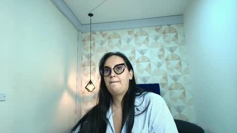 Snapshot of veroniicabbw chatting on 02.15.25 veroniicabbw online show from 02.15.25