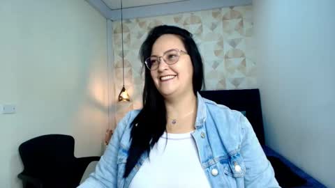 Snapshot of veroniicabbw chatting on 10.17.25 veroniicabbw online show from 10.17.25