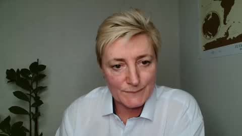 verony_ online show from 03.08.25